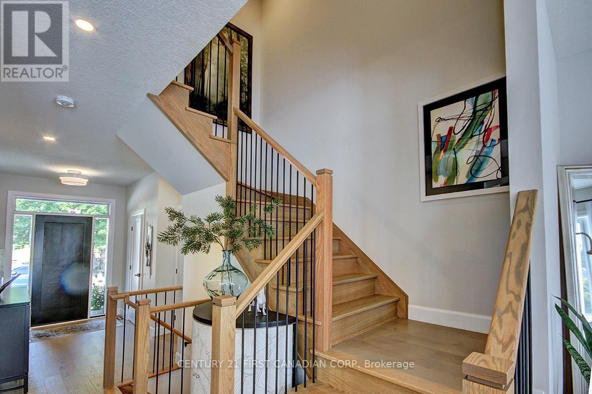 420 Old Wonderland Road Property Photo 15