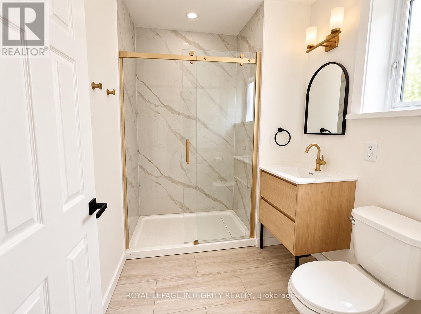 920 Gladstone Avenue Property Photo 10