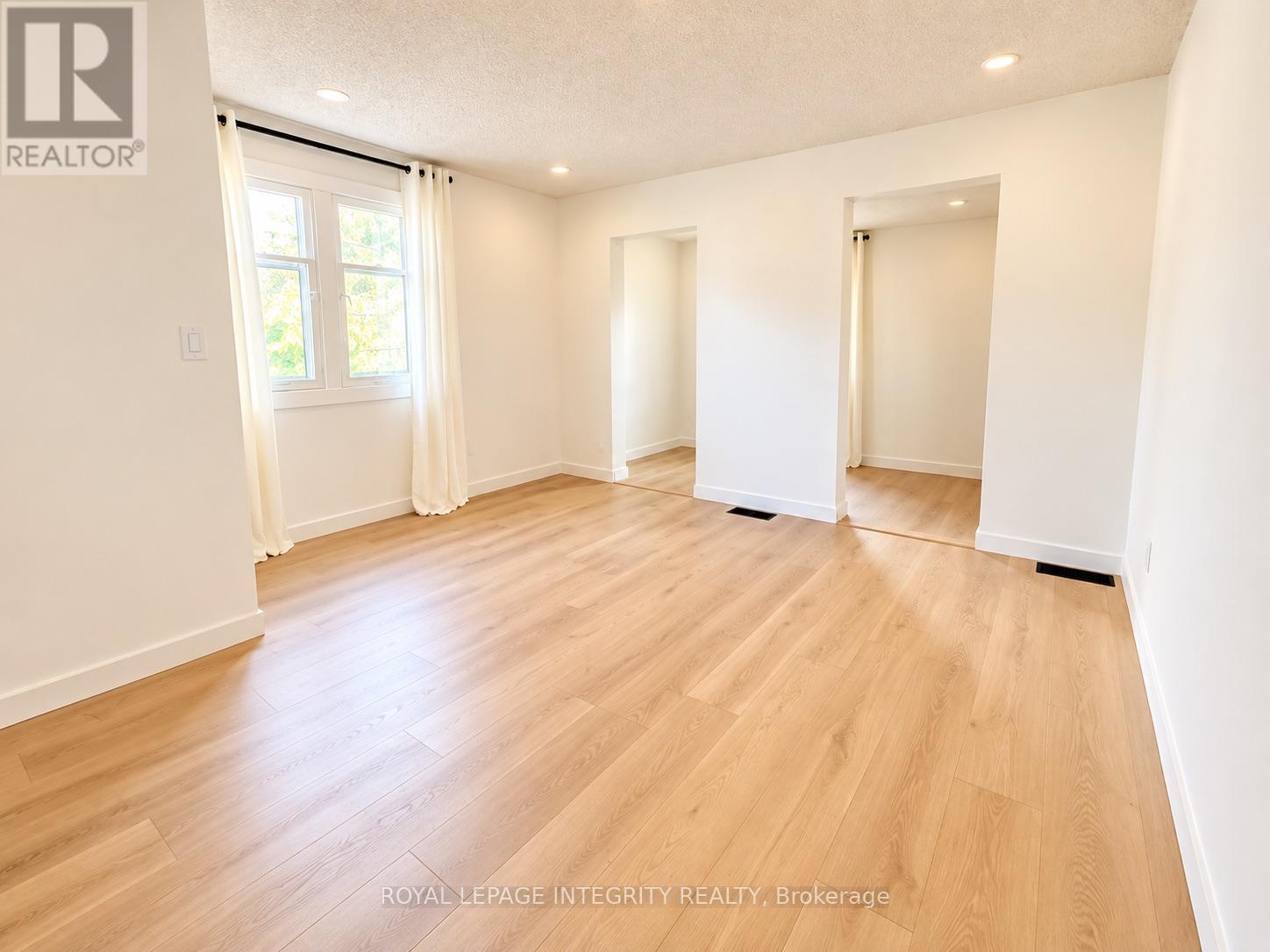 920 Gladstone Avenue Property Photo 17