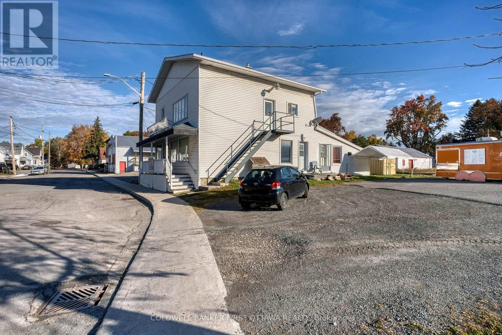 29 King Street Property Photo 6