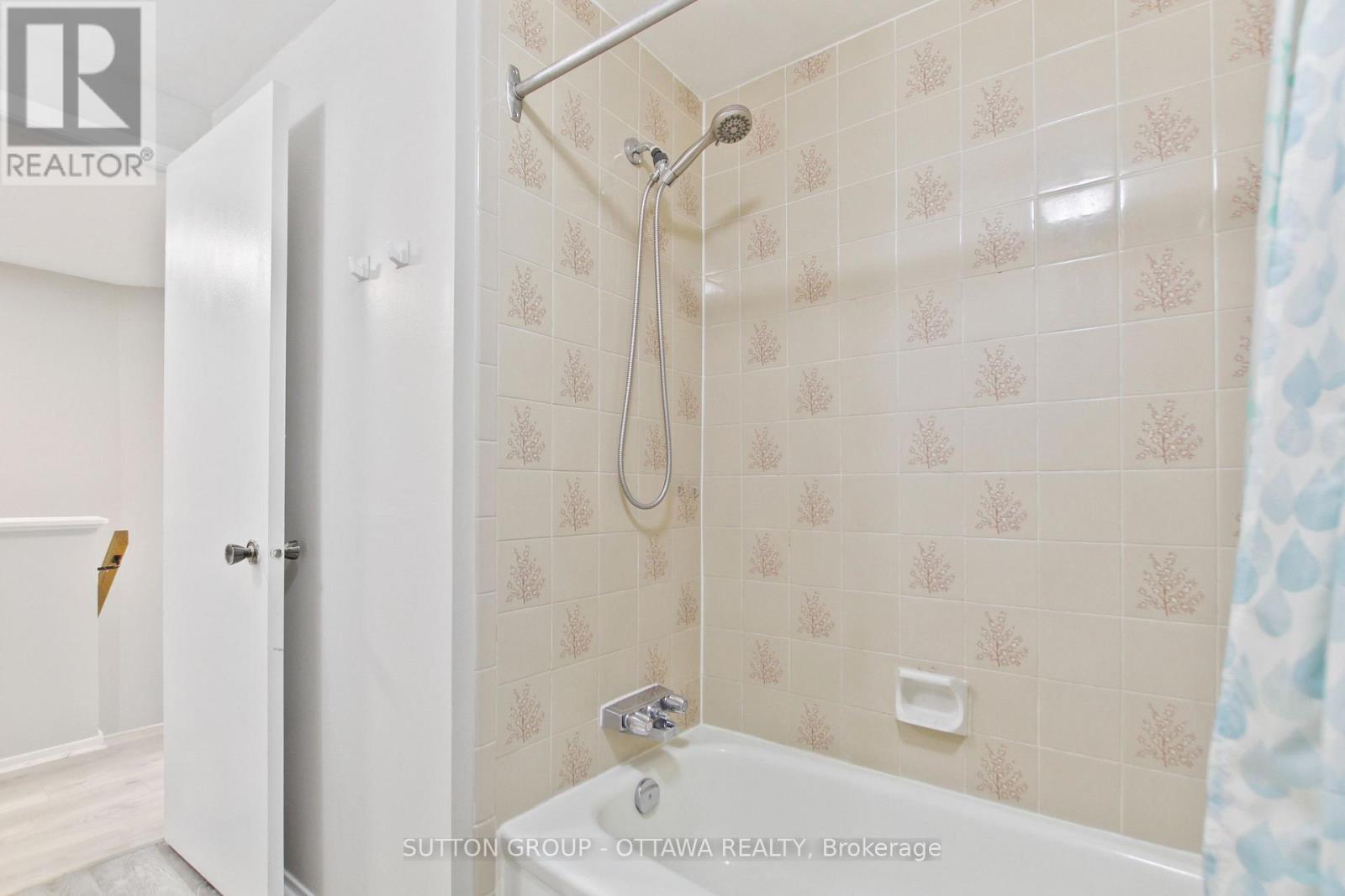 75 Clarkson Crescent Property Photo 27