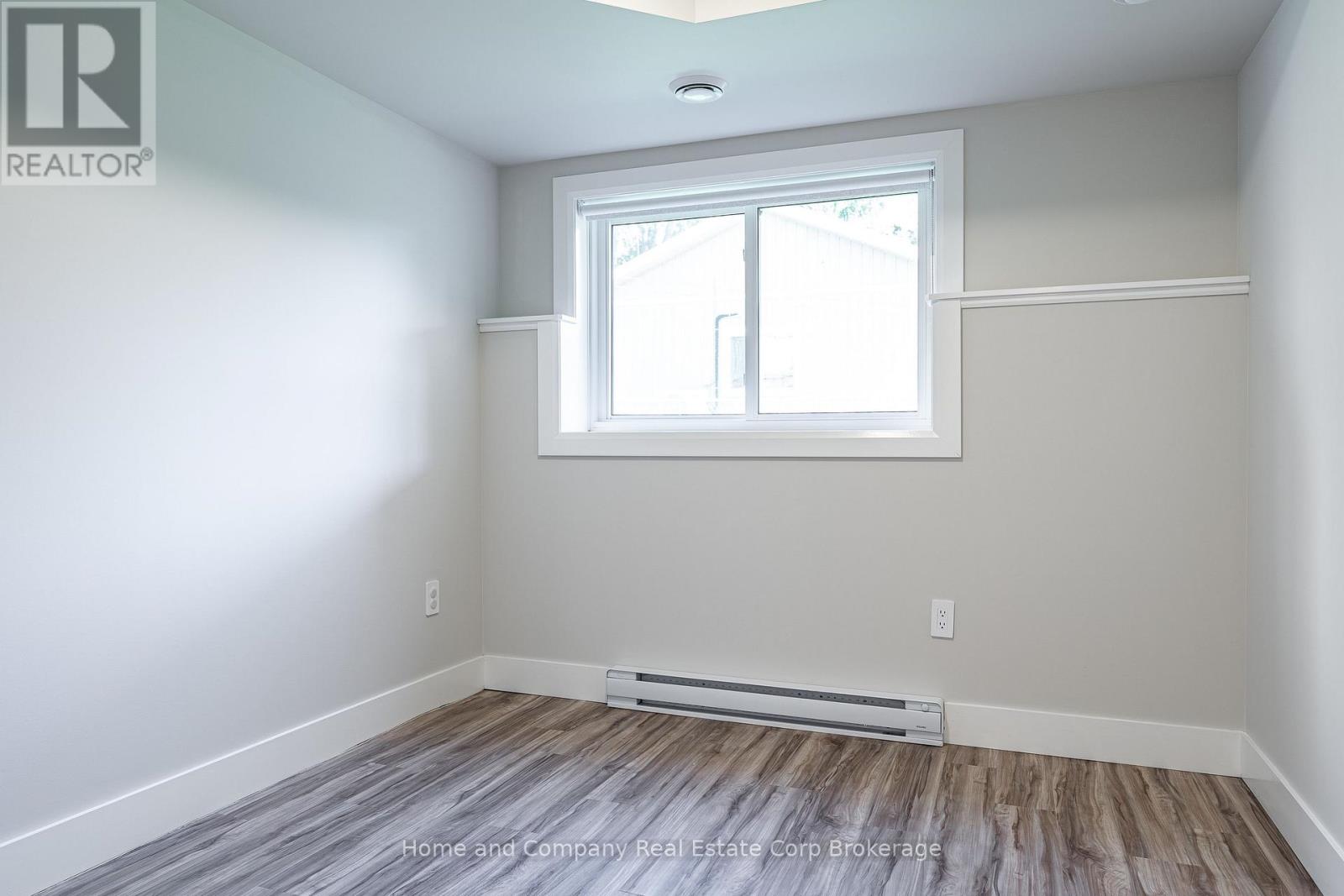 27 Brock Street Property Photo 15