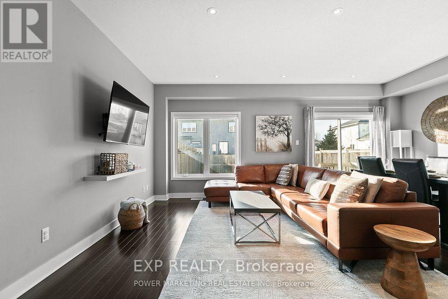 2200 Nantes Street Property Photo 2