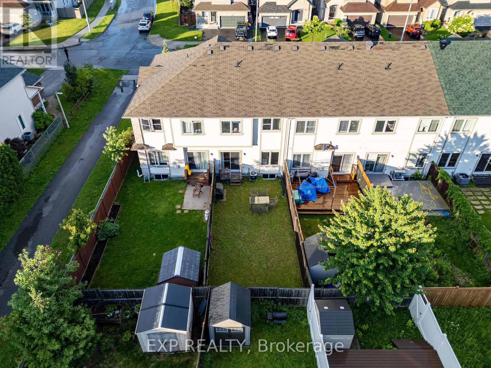 2200 Nantes Street Property Photo 25