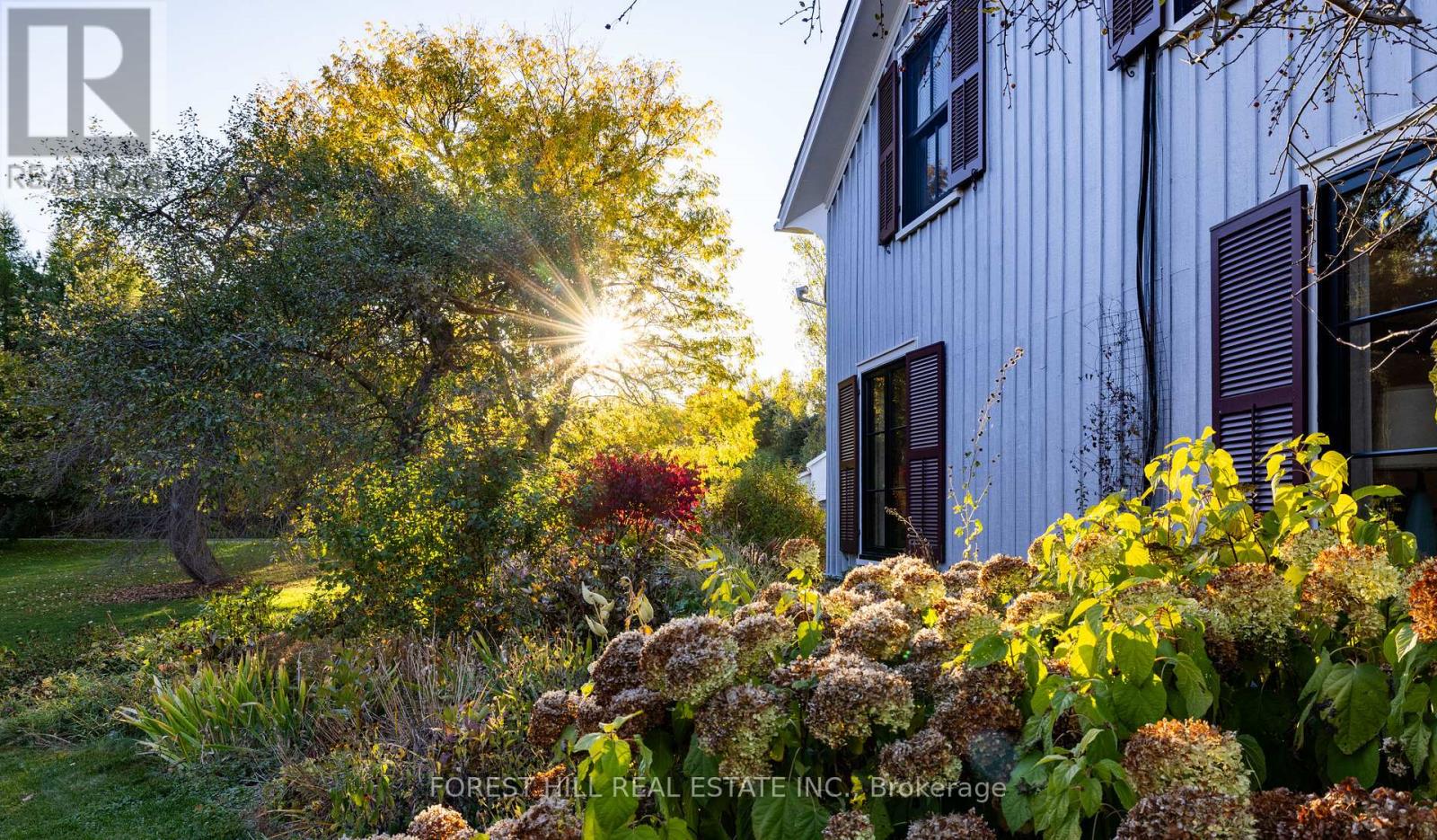 794575 Mono Centre Road Property Photo 7