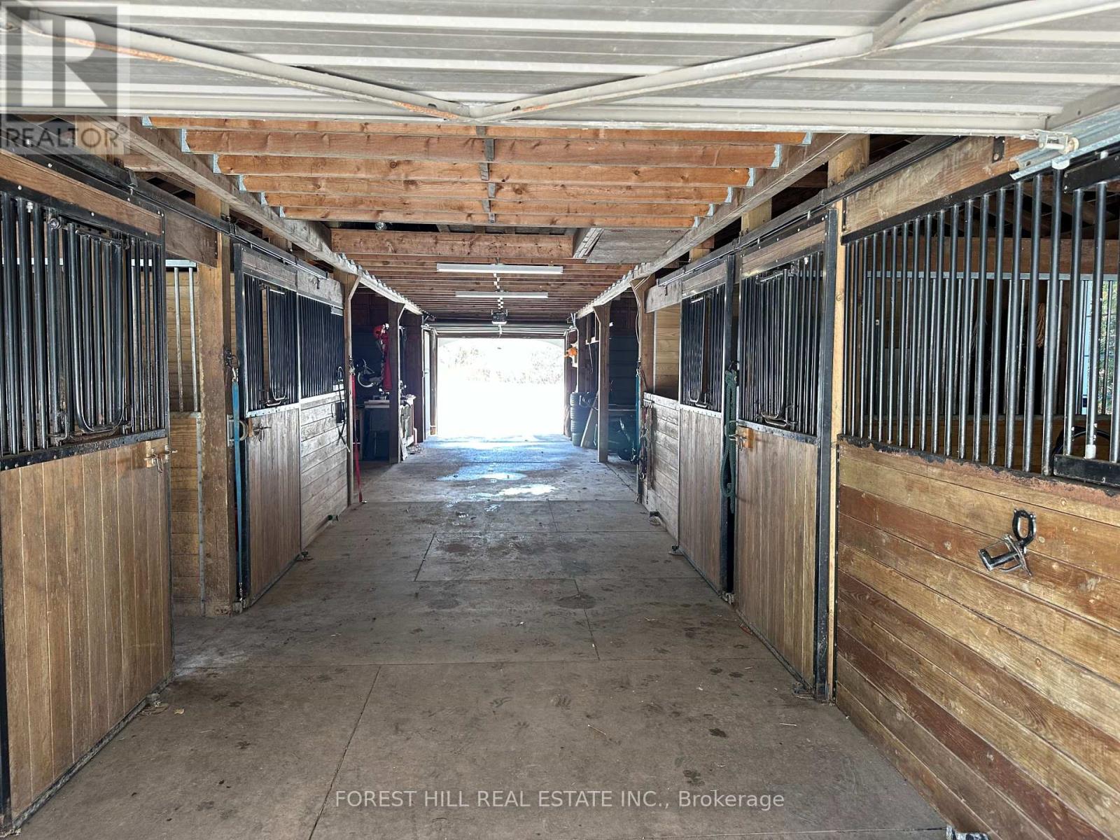 794575 Mono Centre Road Property Photo 47