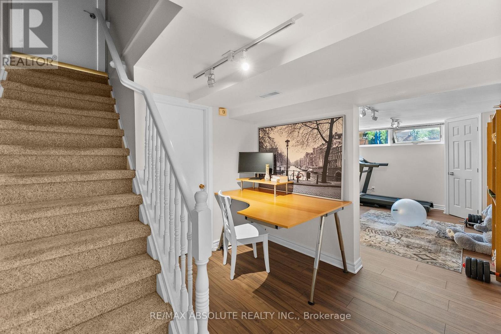 290 Harrington Street Property Photo 37