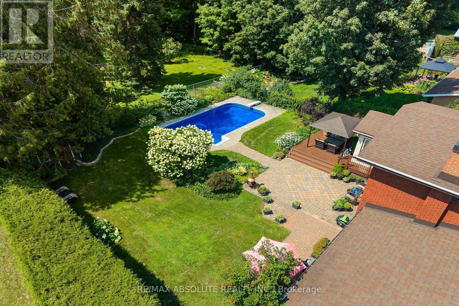 290 Harrington Street Property Photo 40
