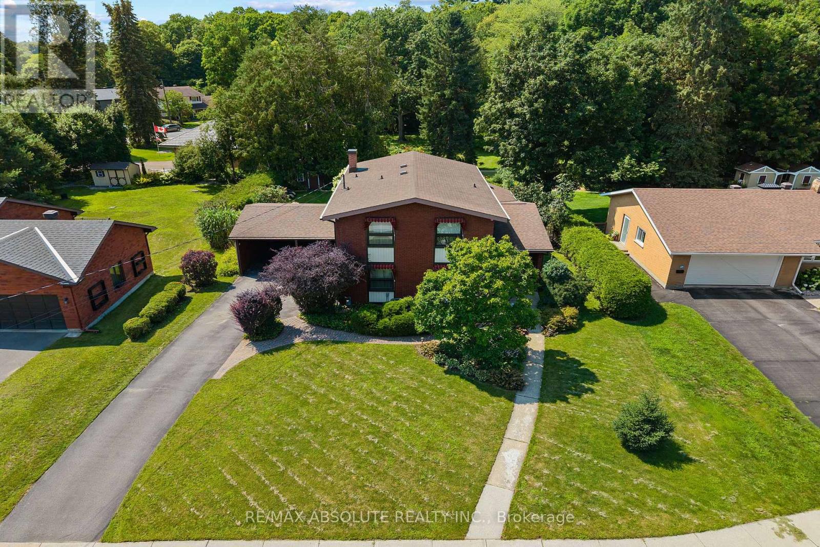290 Harrington Street Property Photo 47