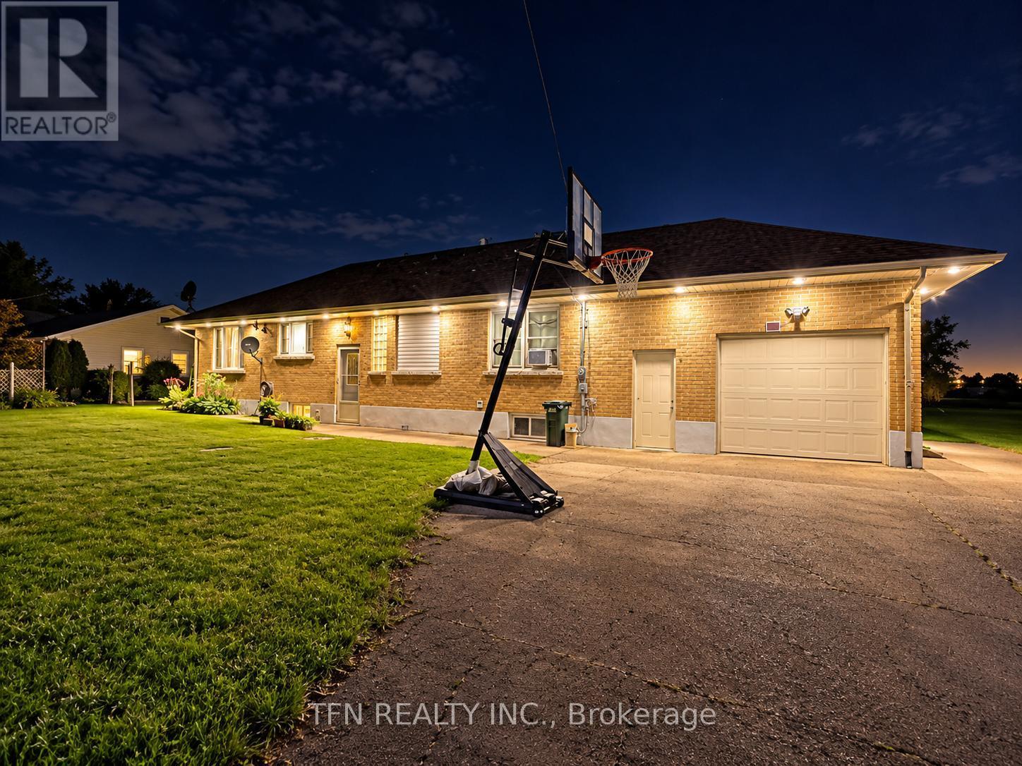 1301 Niagara River Parkway Property Photo 23