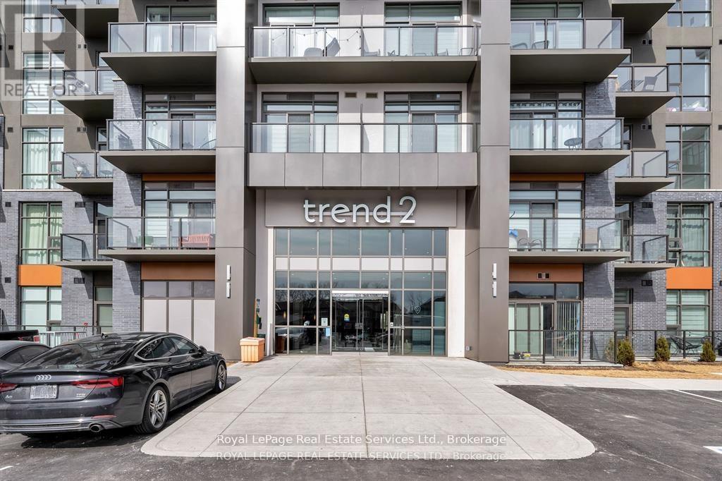 524 - 460 Dundas Street E Property Photo 2