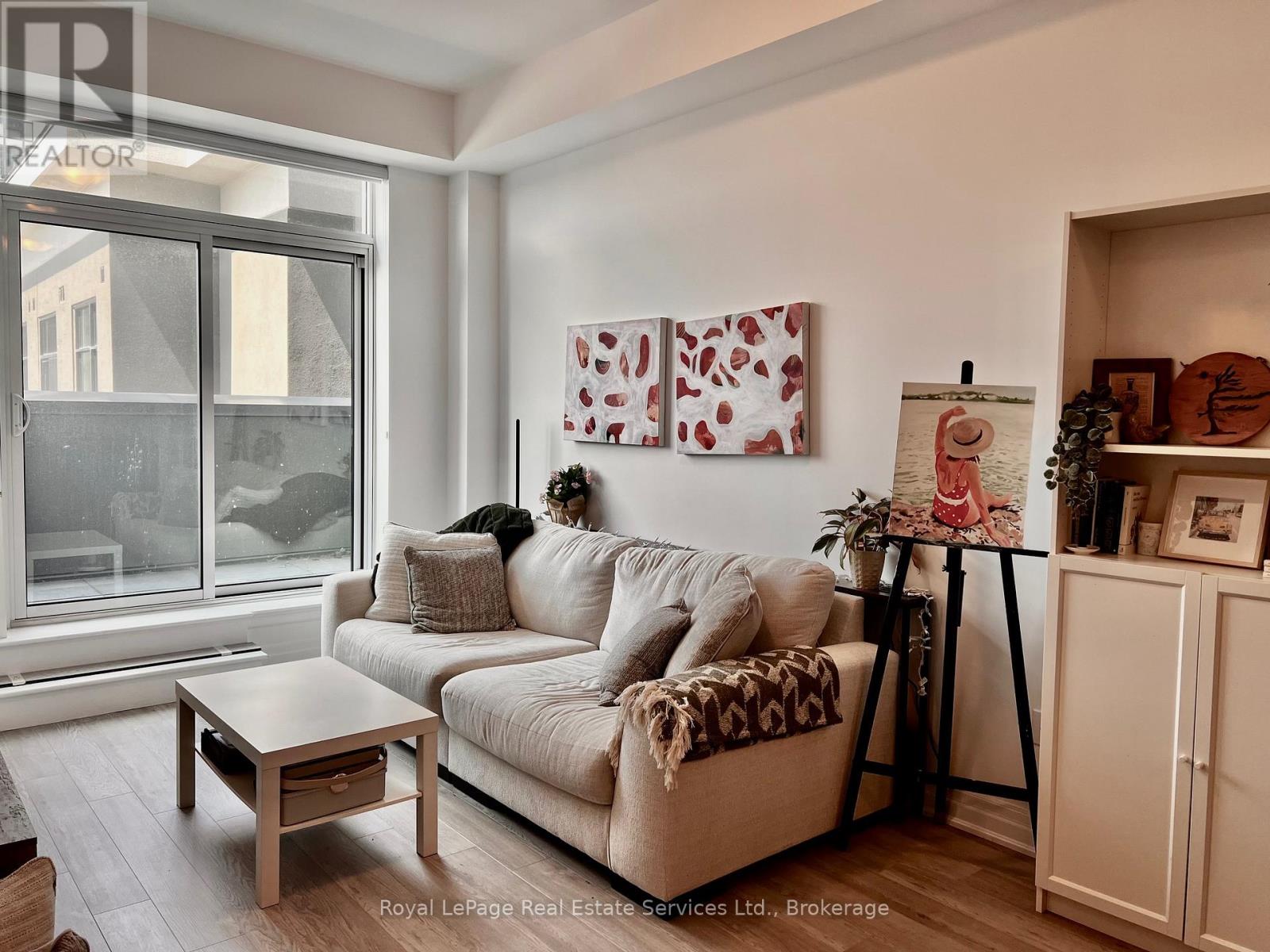 524 - 460 Dundas Street E Property Photo 7
