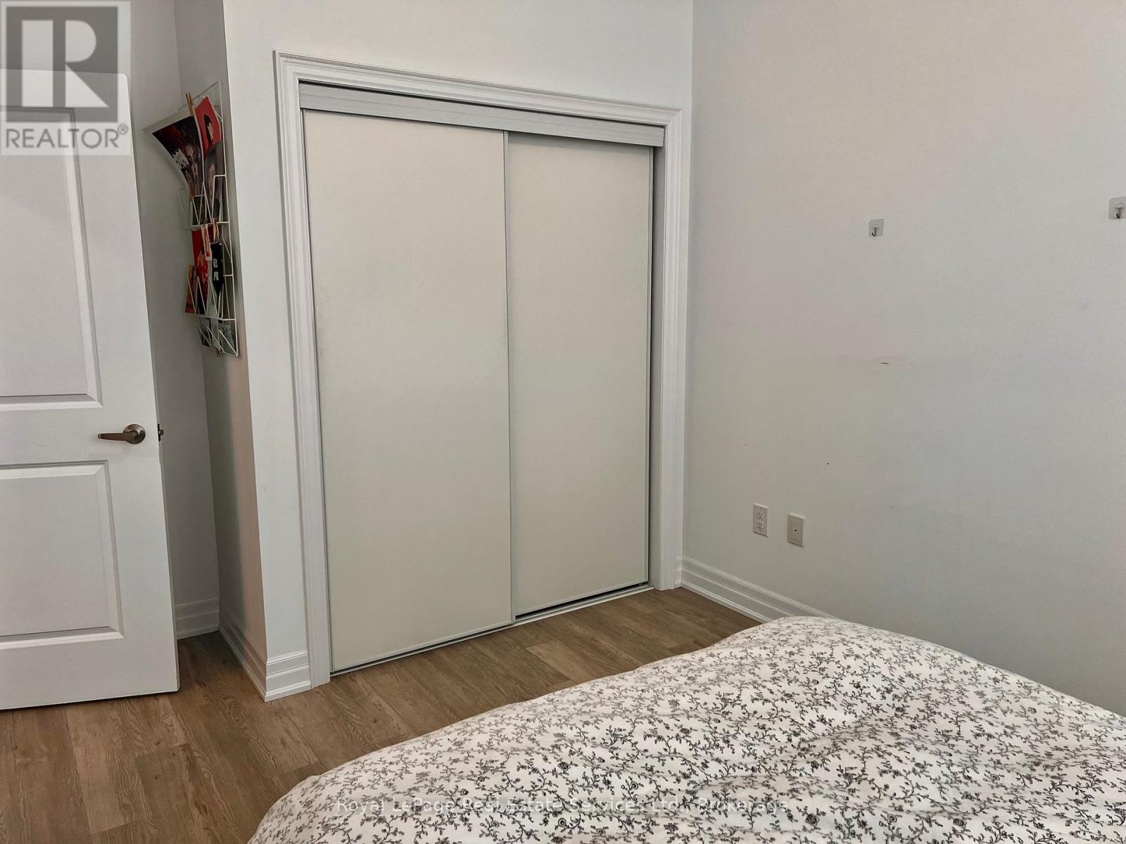 524 - 460 Dundas Street E Property Photo 11