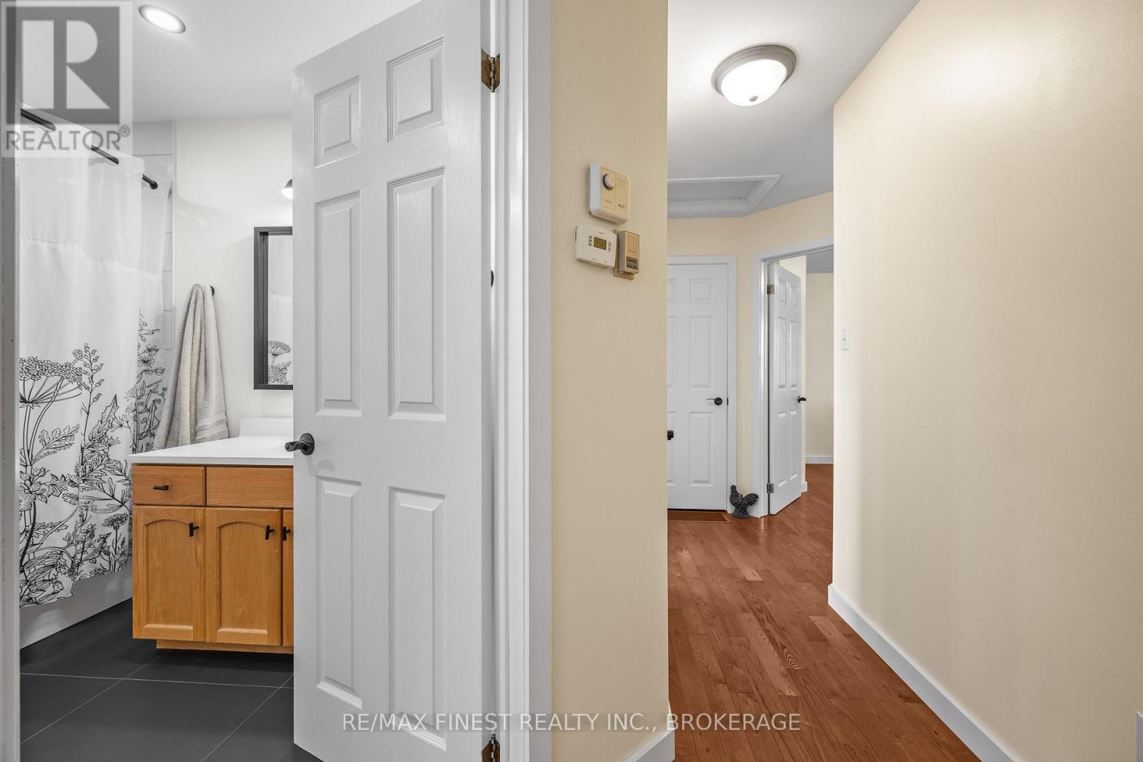 2442 Keeley Road Property Photo 13
