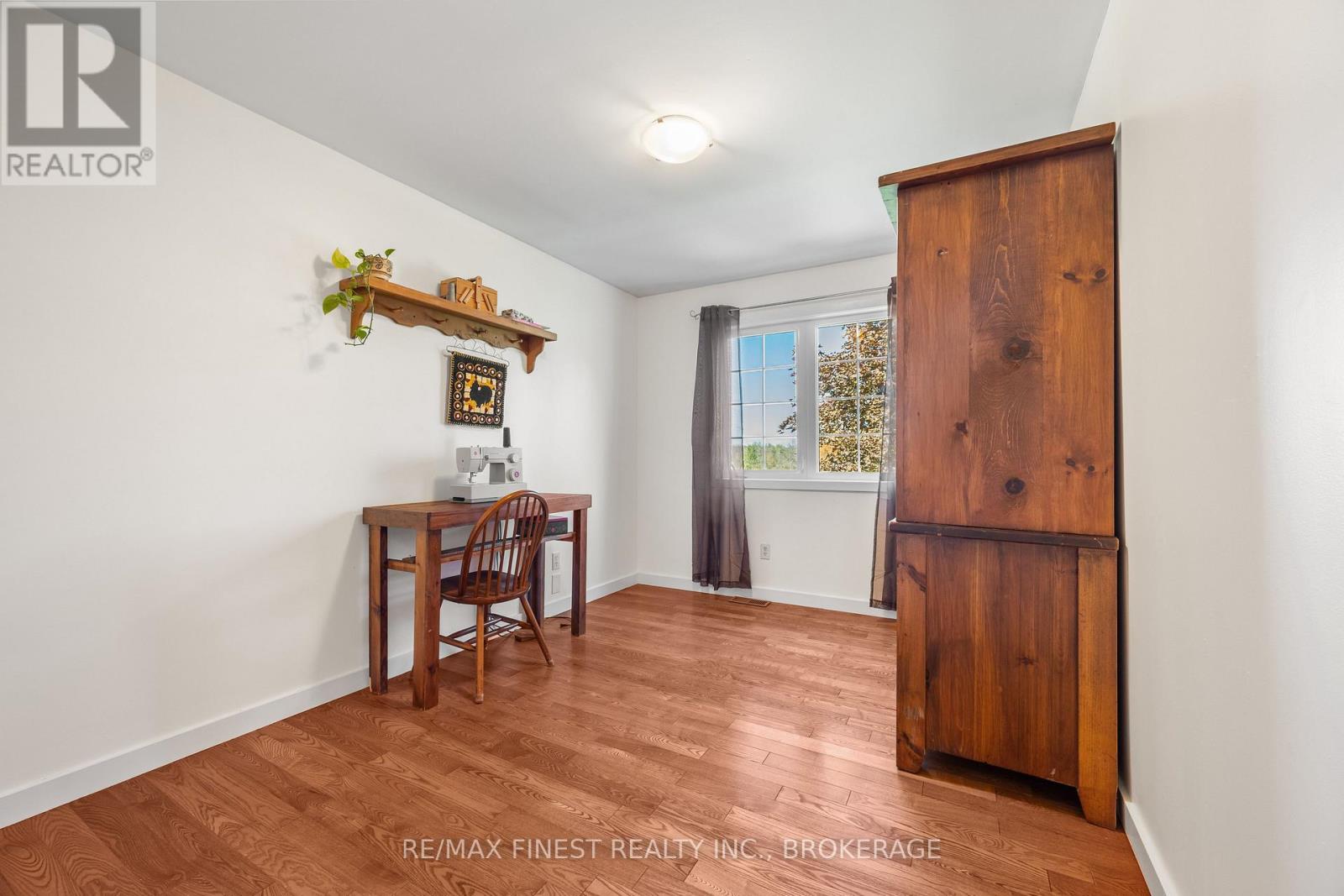 2442 Keeley Road Property Photo 18