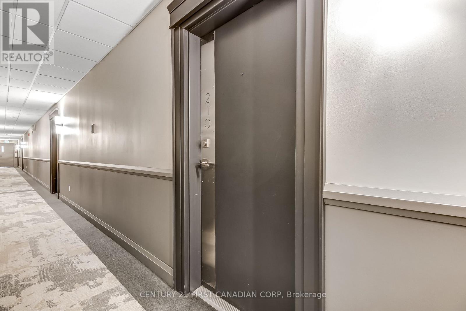 210 - 5 Jacksway Crescent Property Photo 3