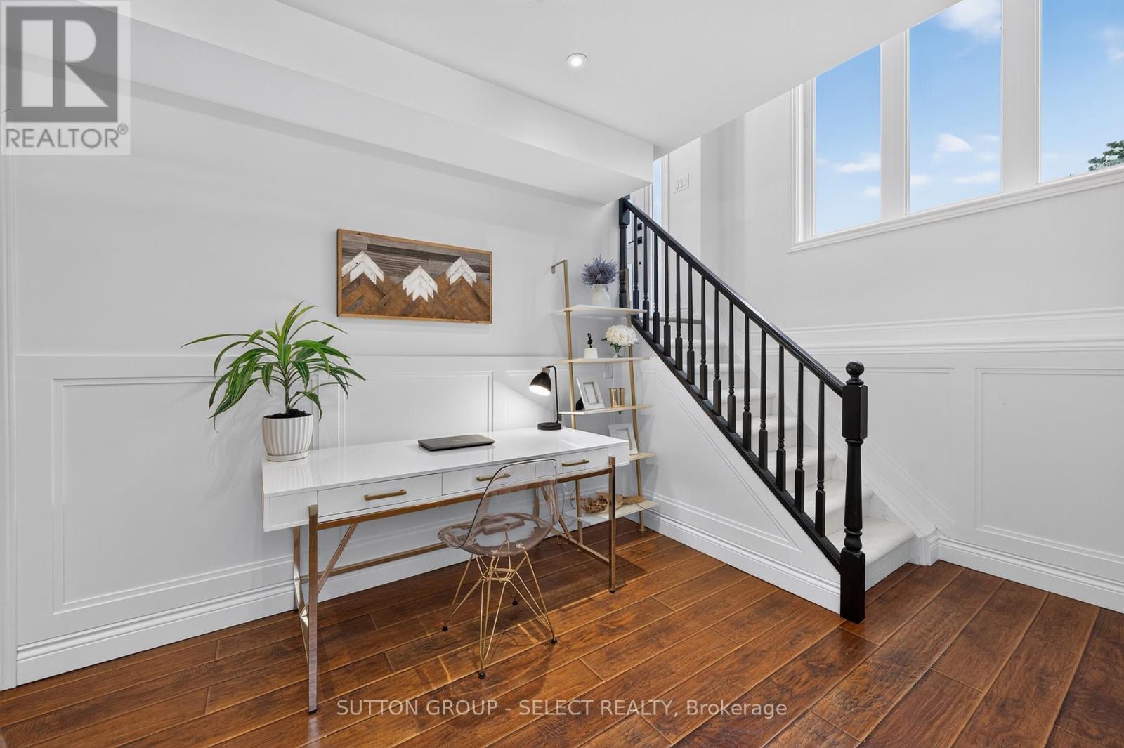 1801 Seymour Crescent Property Photo 24