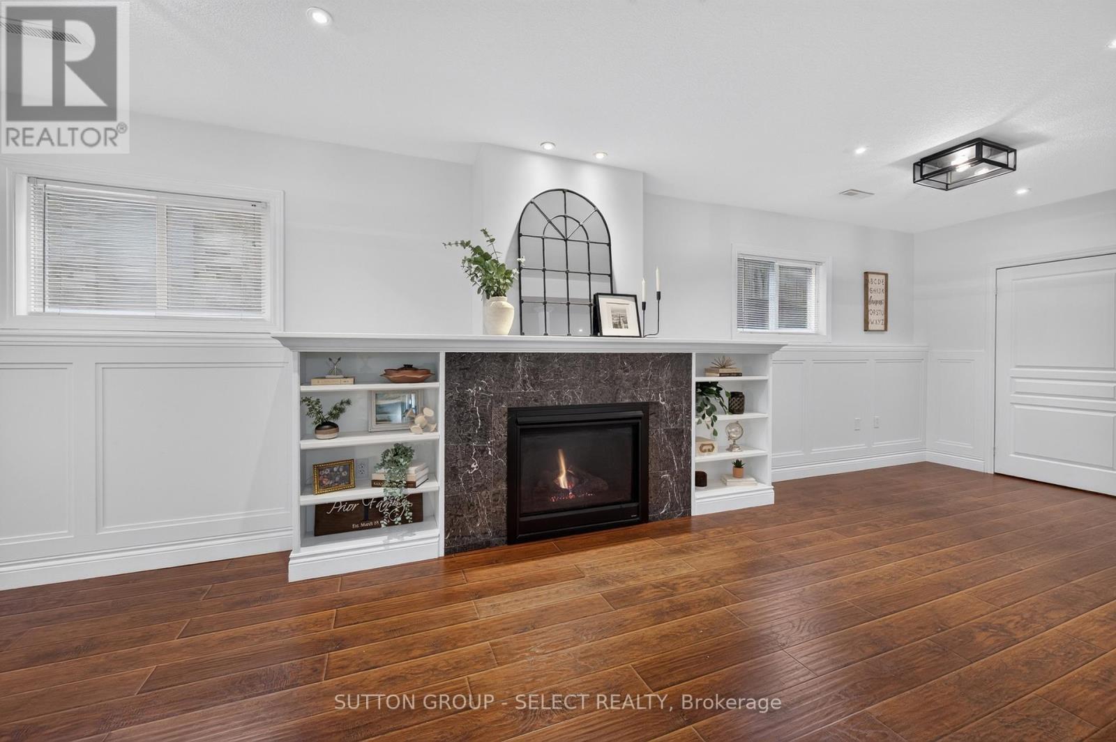 1801 Seymour Crescent Property Photo 27