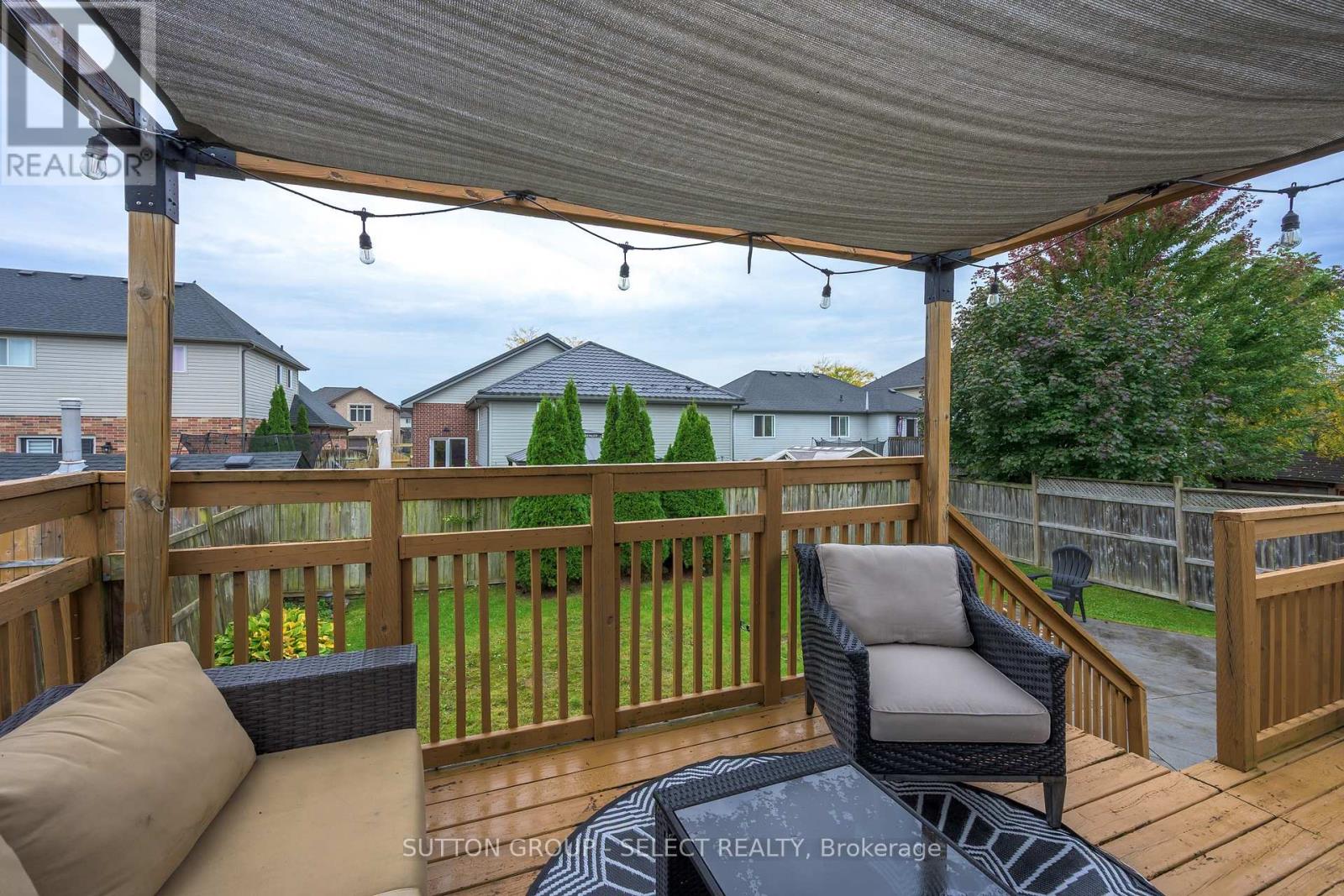 1801 Seymour Crescent Property Photo 37