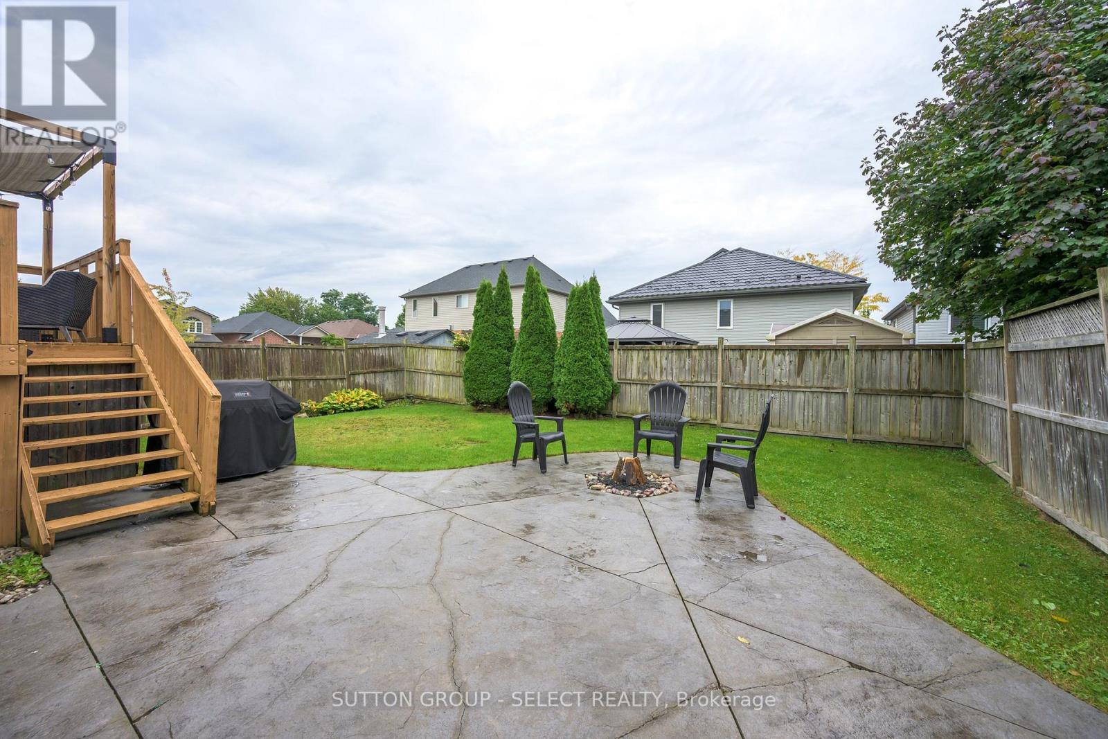 1801 Seymour Crescent Property Photo 41