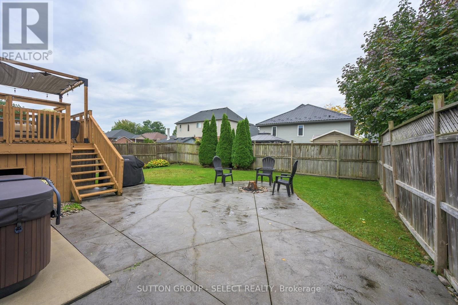 1801 Seymour Crescent Property Photo 42