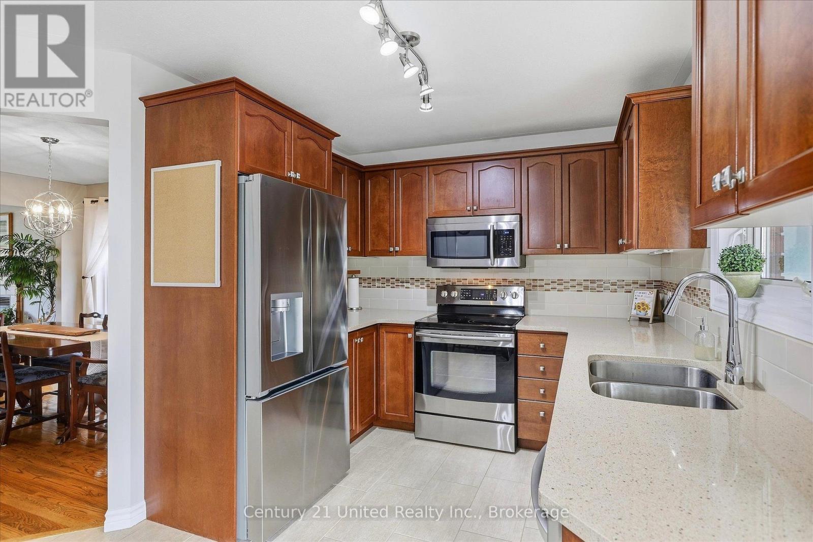 2318 Sumac Street Property Photo 9