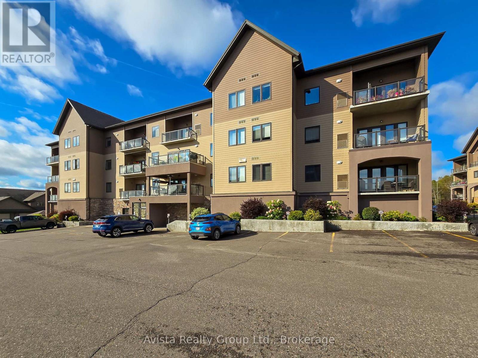 118 - 200 OASIS LANE