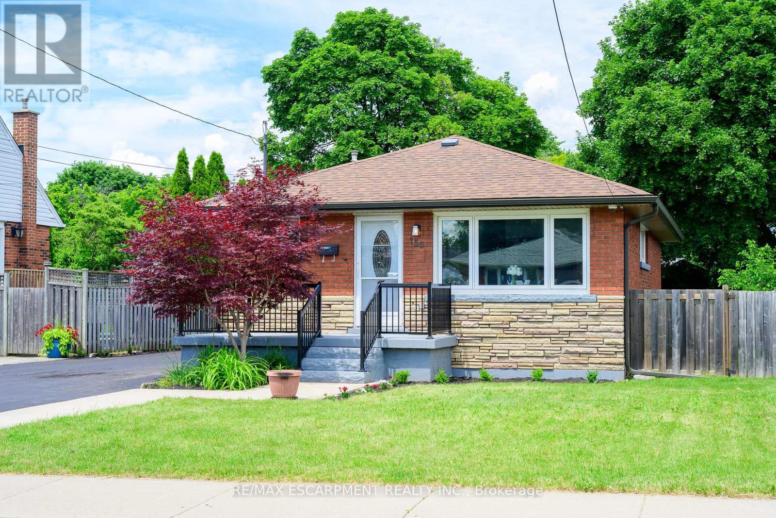 150 Howard Avenue Property Photo 3