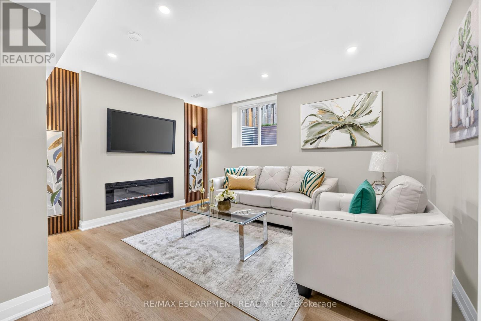 150 Howard Avenue Property Photo 17