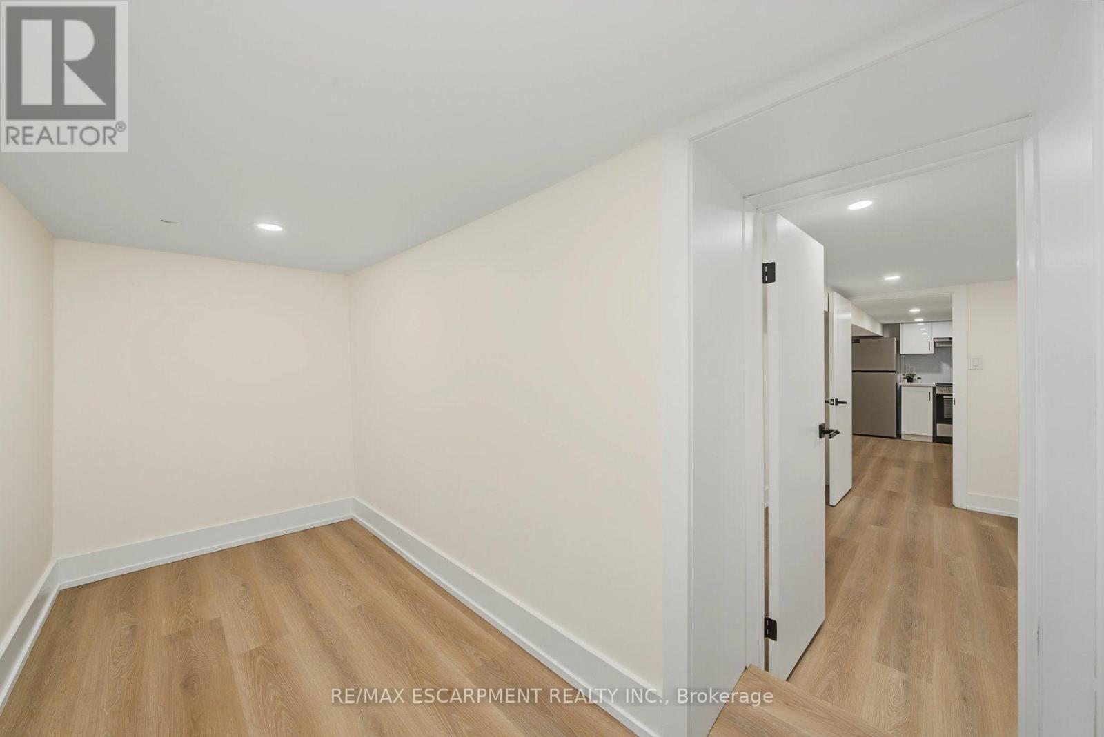 234 Balmoral Avenue S Property Photo 31