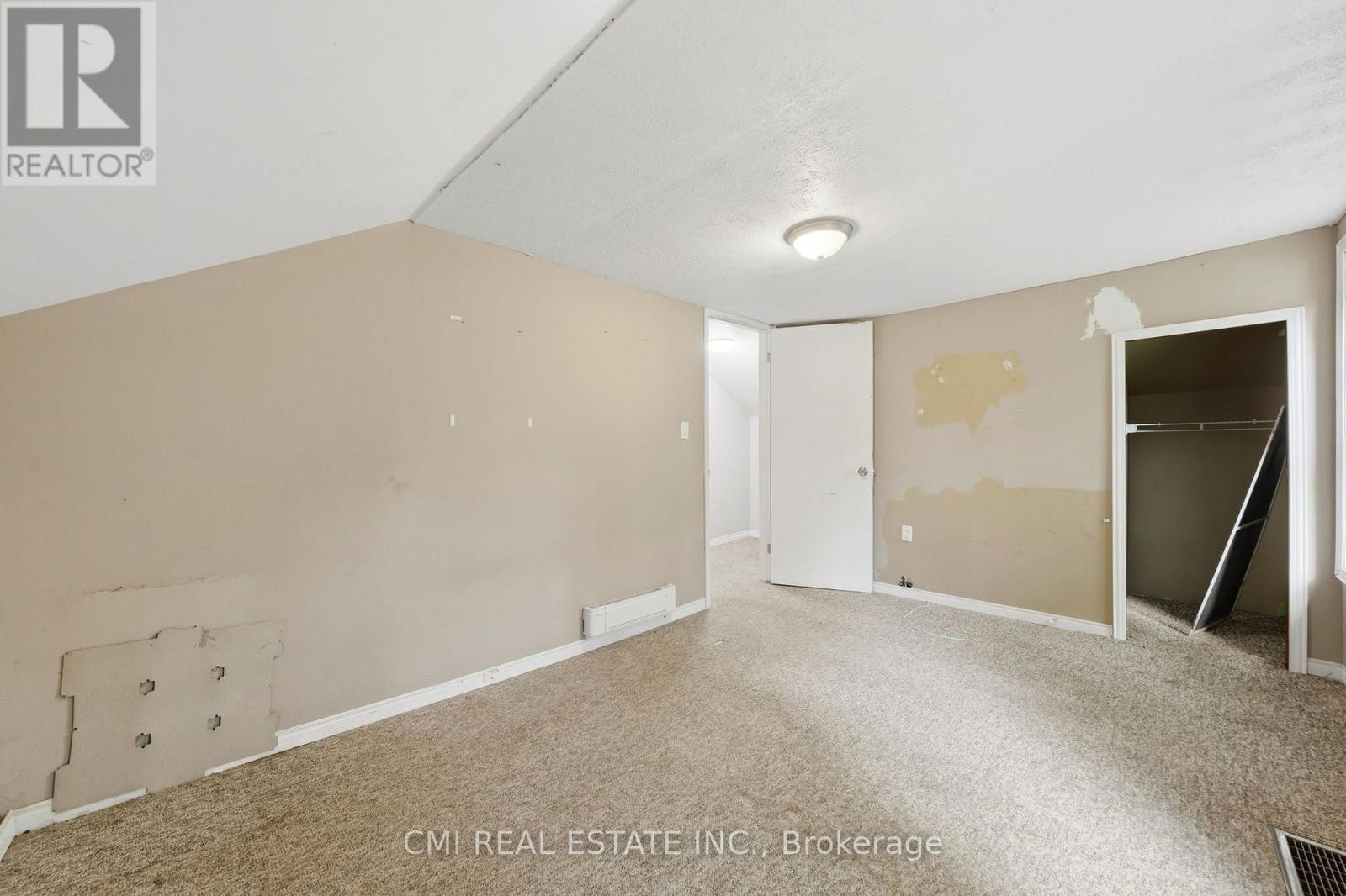 12 Argyle Street Property Photo 17