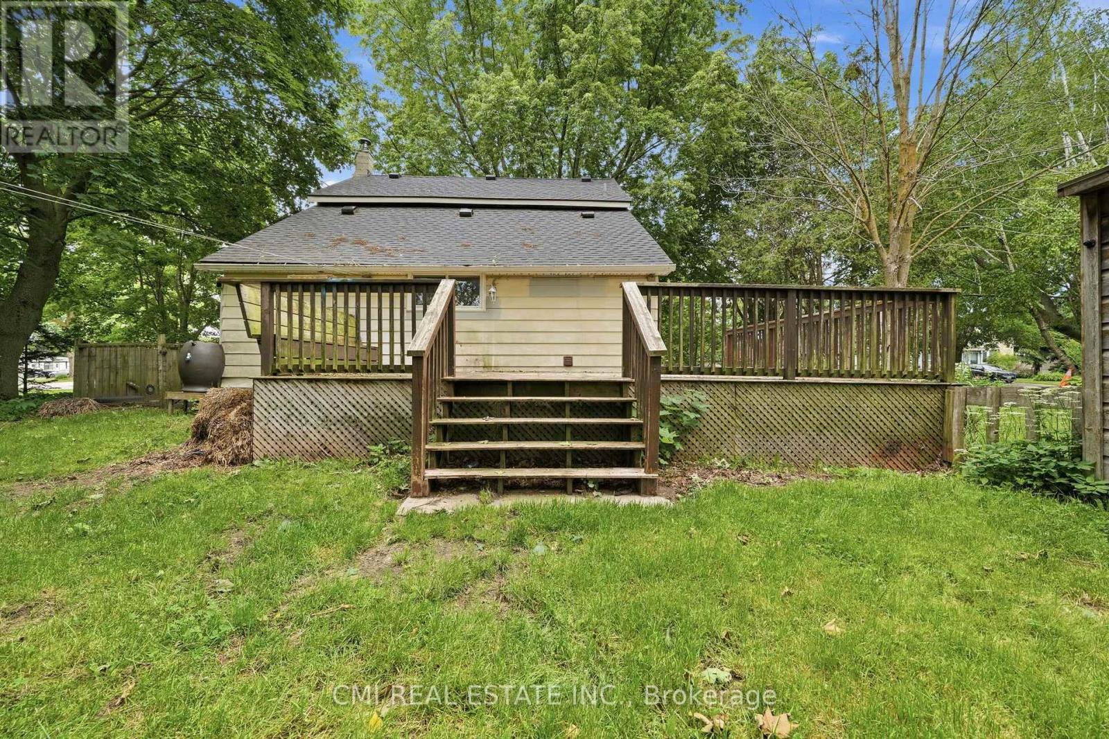 12 Argyle Street Property Photo 37