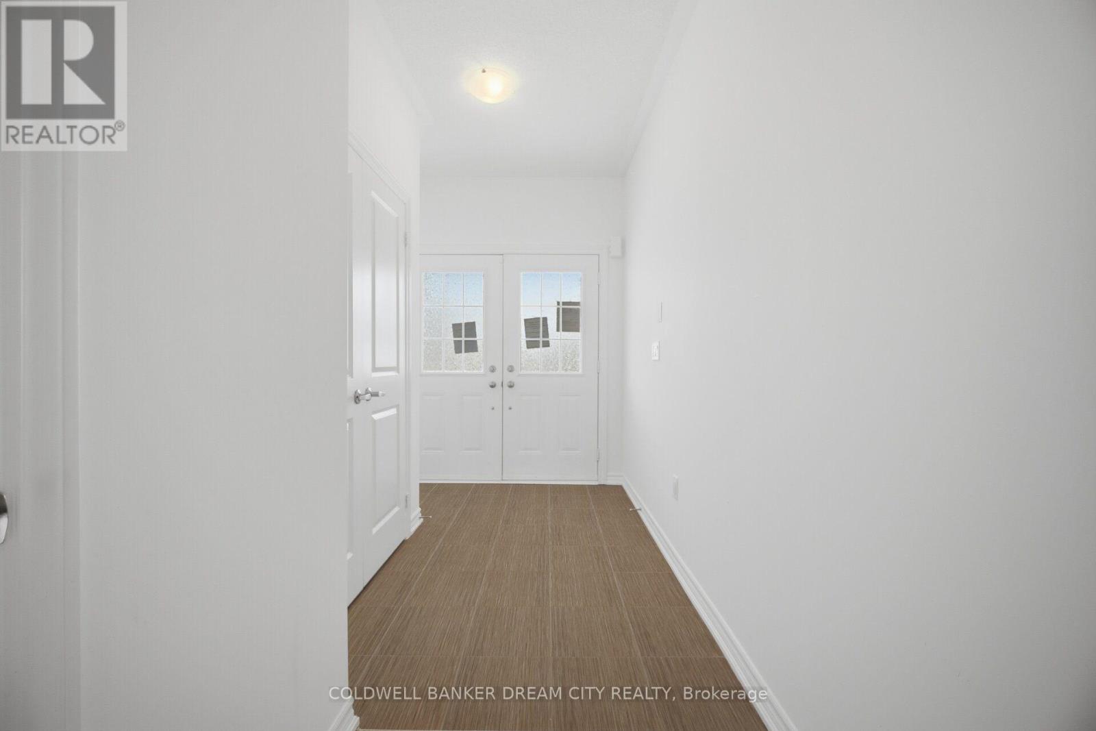 420 Vandusen Avenue Property Photo 6