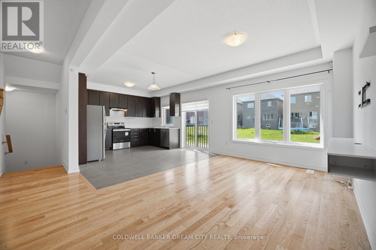 420 Vandusen Avenue Property Photo 10