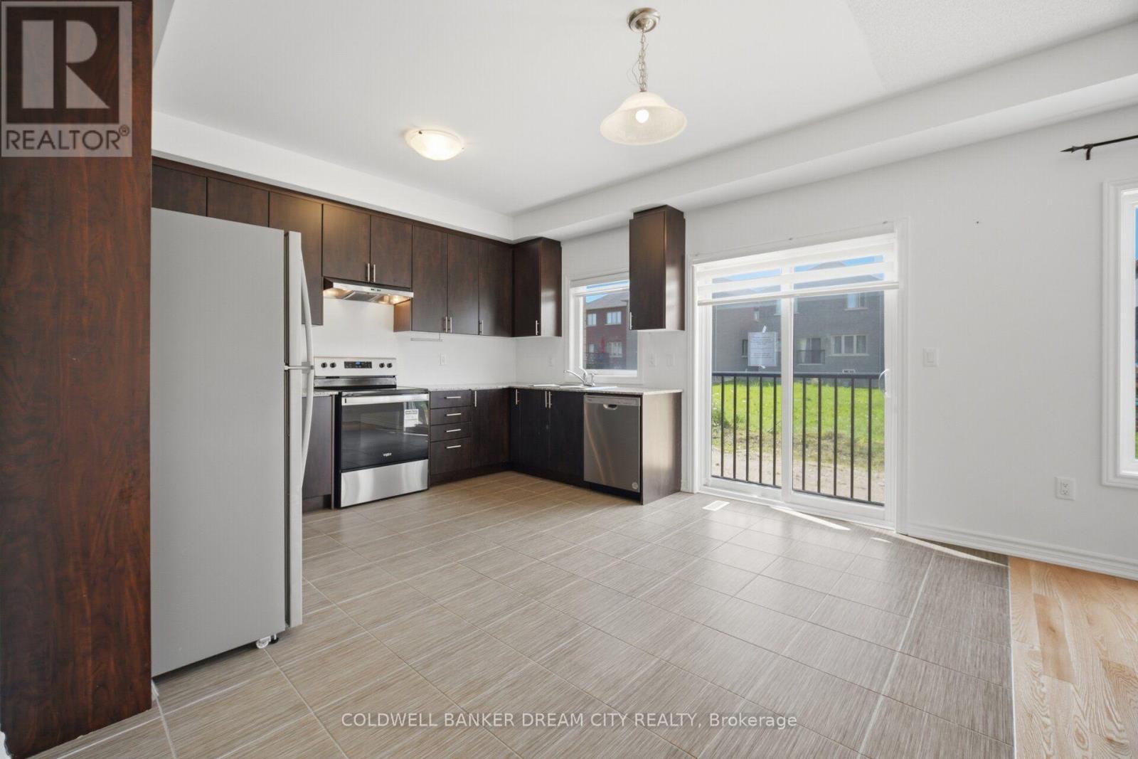 420 Vandusen Avenue Property Photo 12