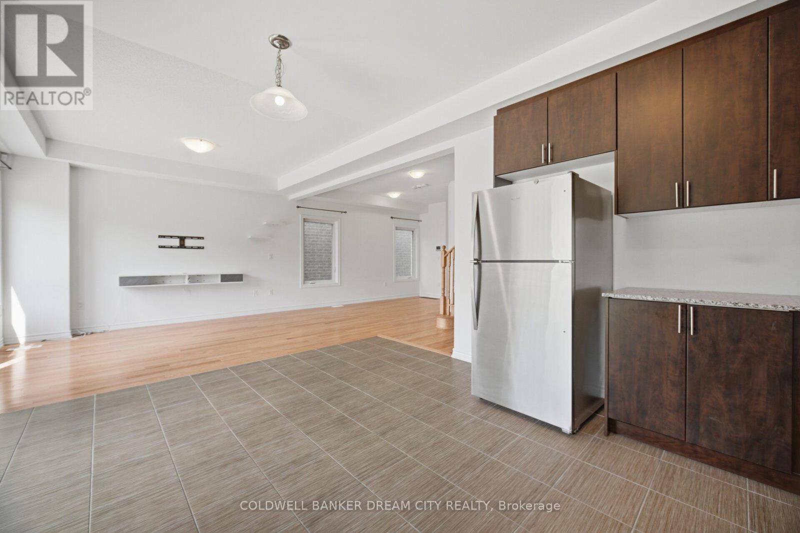 420 Vandusen Avenue Property Photo 18