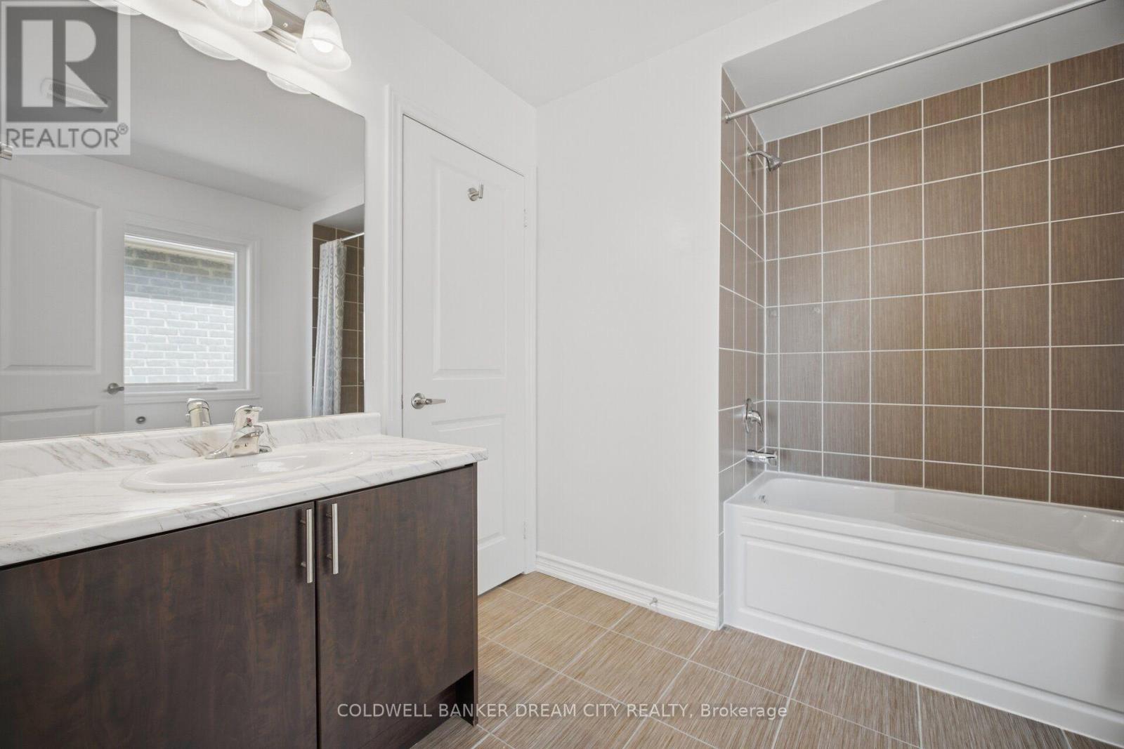 420 Vandusen Avenue Property Photo 30