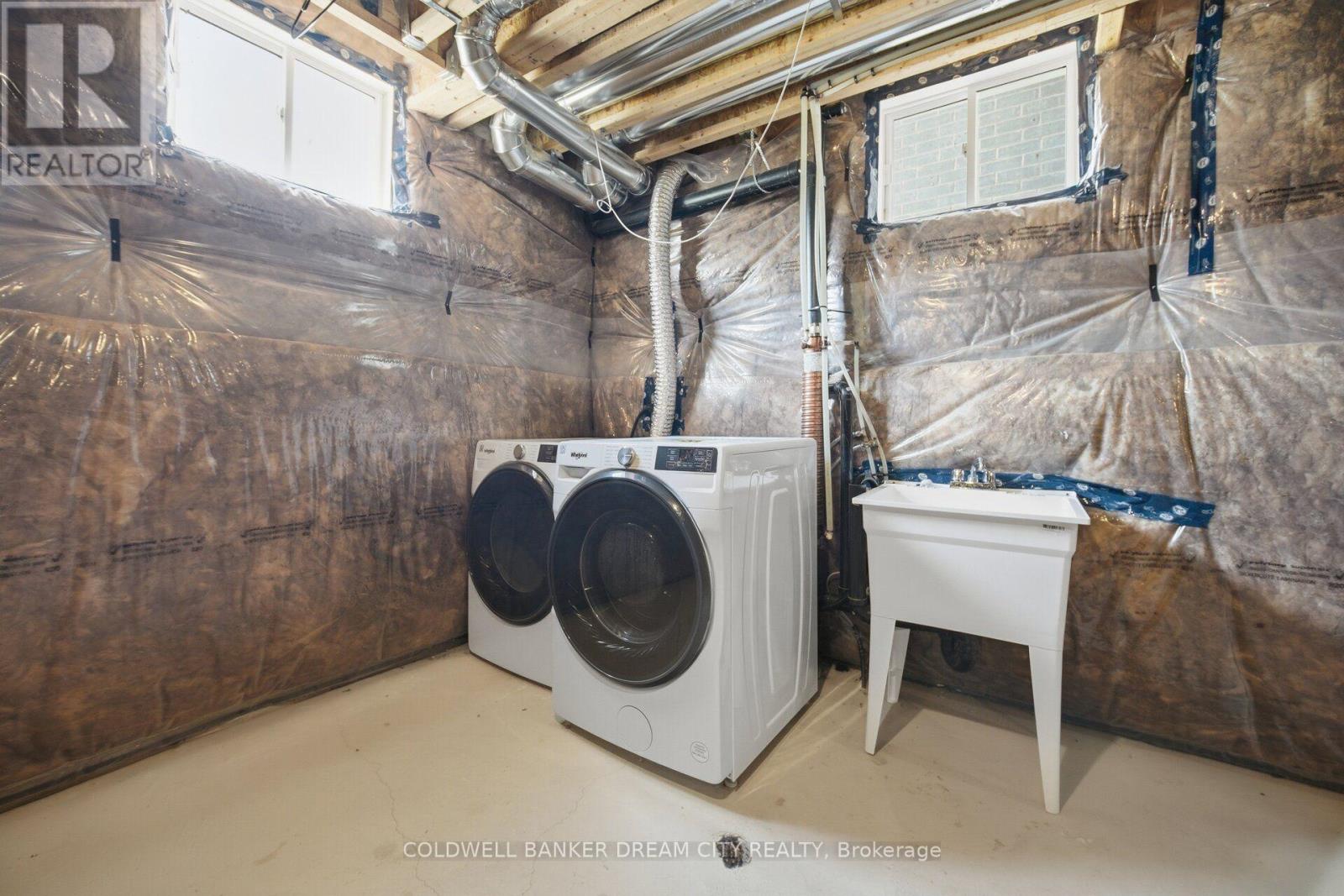 420 Vandusen Avenue Property Photo 39