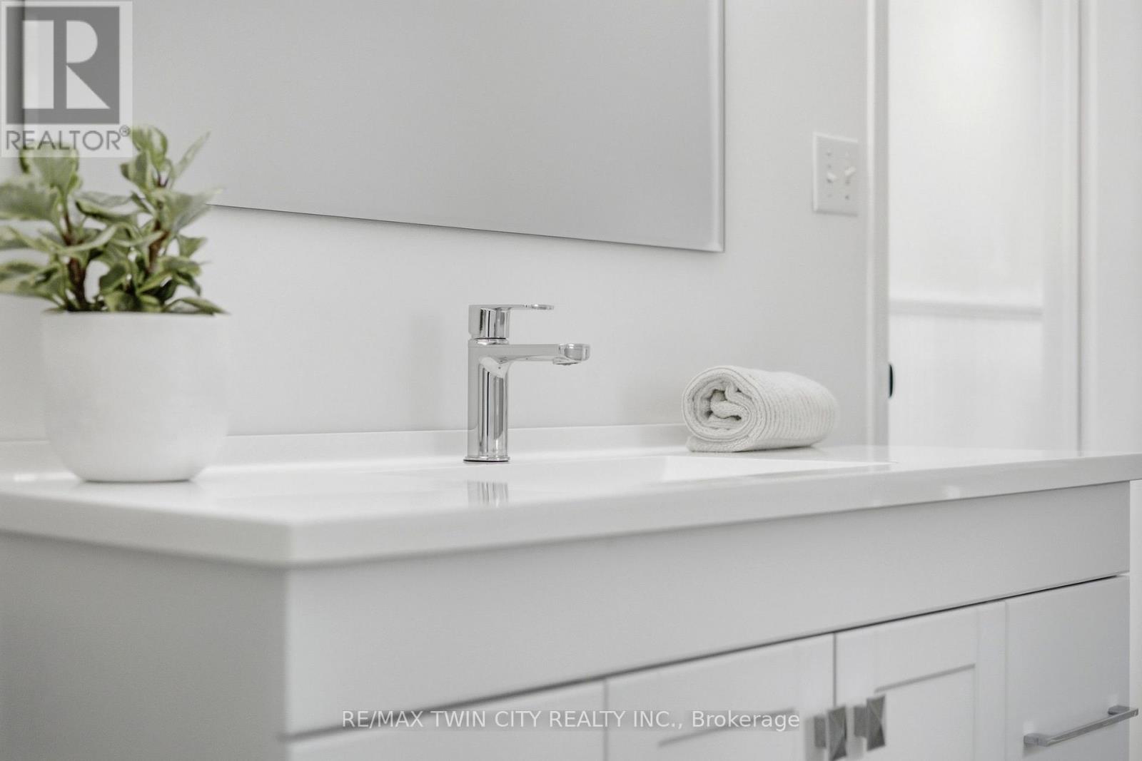 15 Cannes Street Property Photo 31