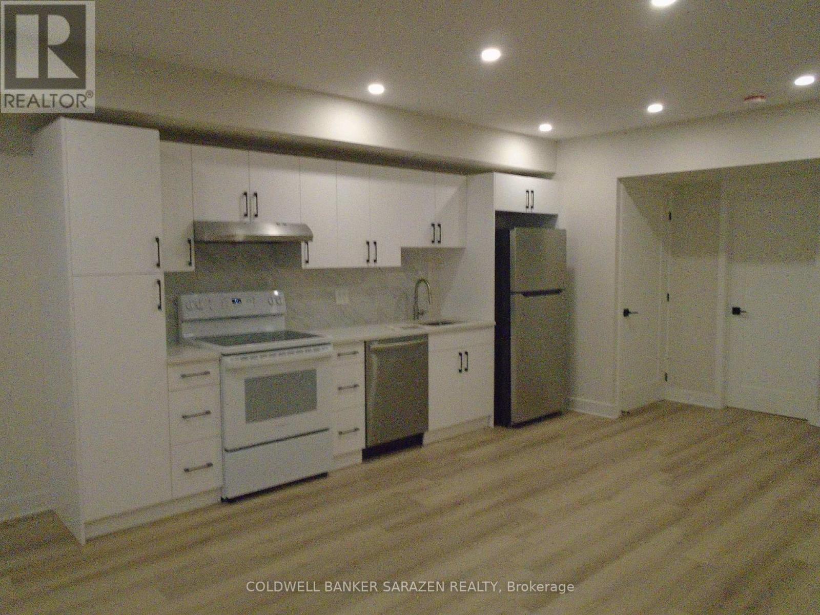 B - 279 Enclave Walk E Property Photo 3