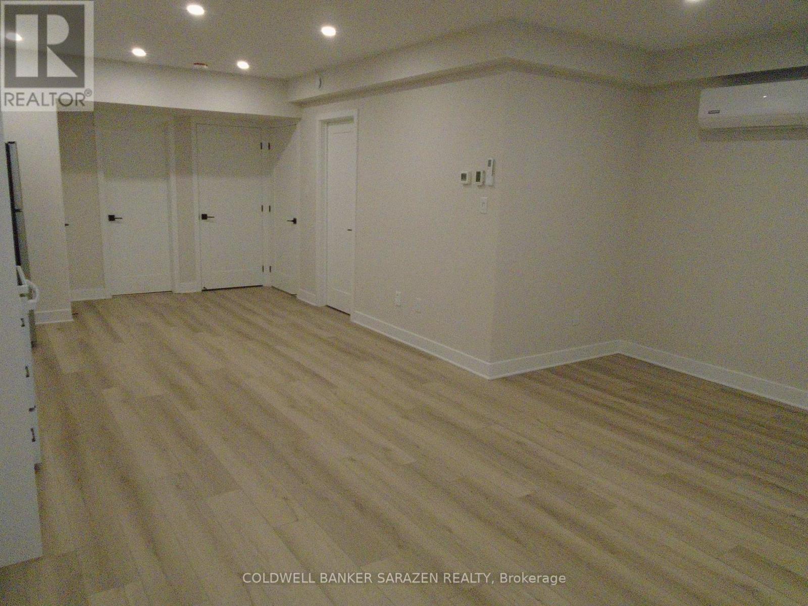 B - 279 Enclave Walk E Property Photo 4