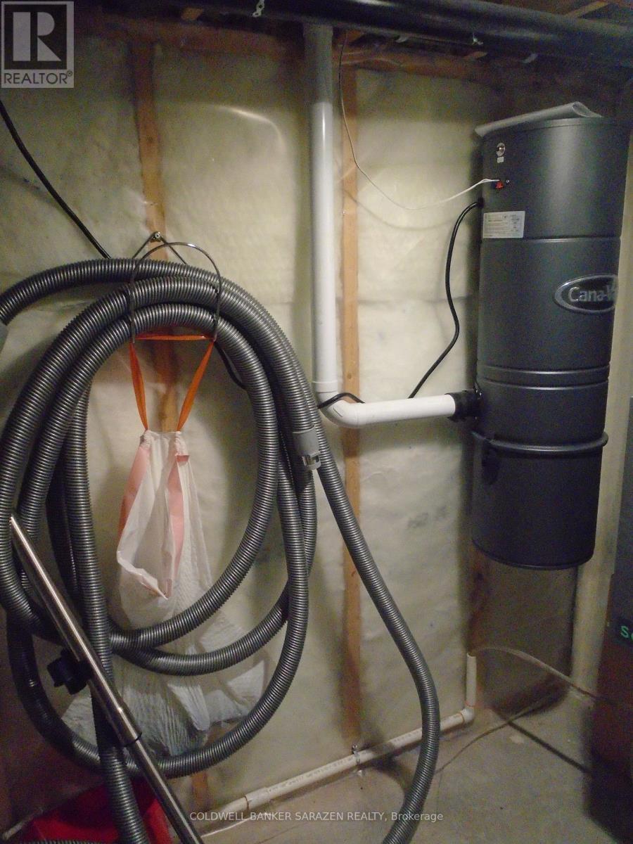 B - 279 Enclave Walk E Property Photo 14