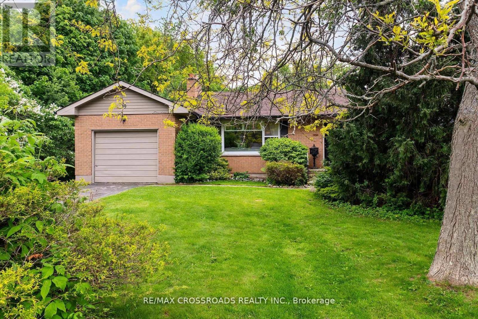 19 Orchard Avenue Property Photo 3