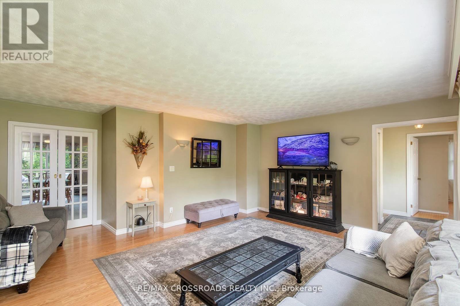 19 Orchard Avenue Property Photo 9