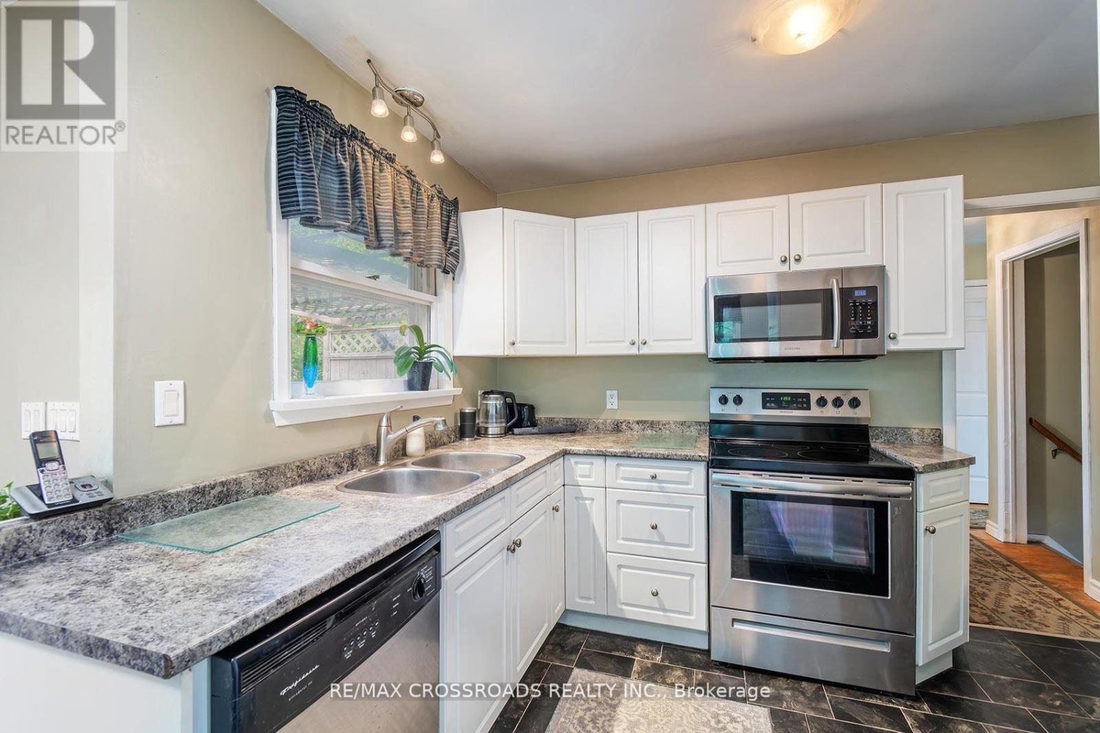 19 Orchard Avenue Property Photo 13