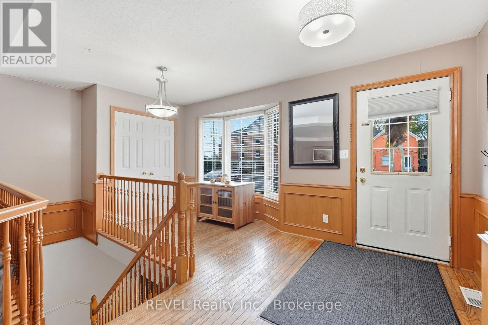3 Ormond Street N Property Photo 5