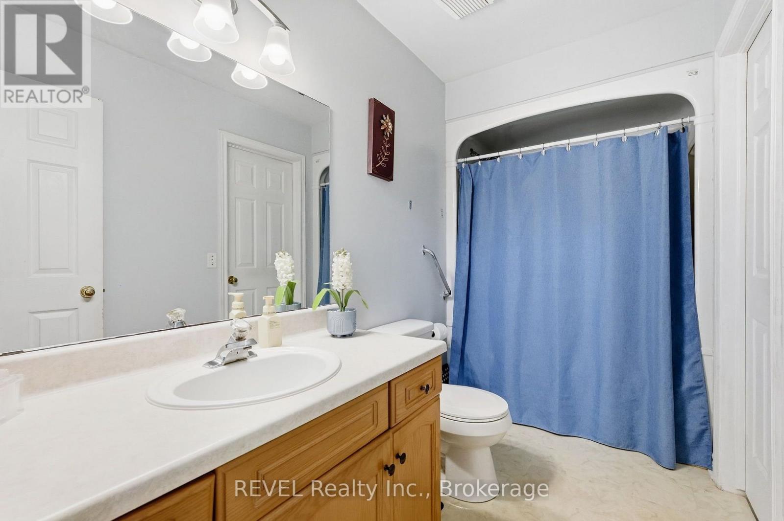 3 Ormond Street N Property Photo 15