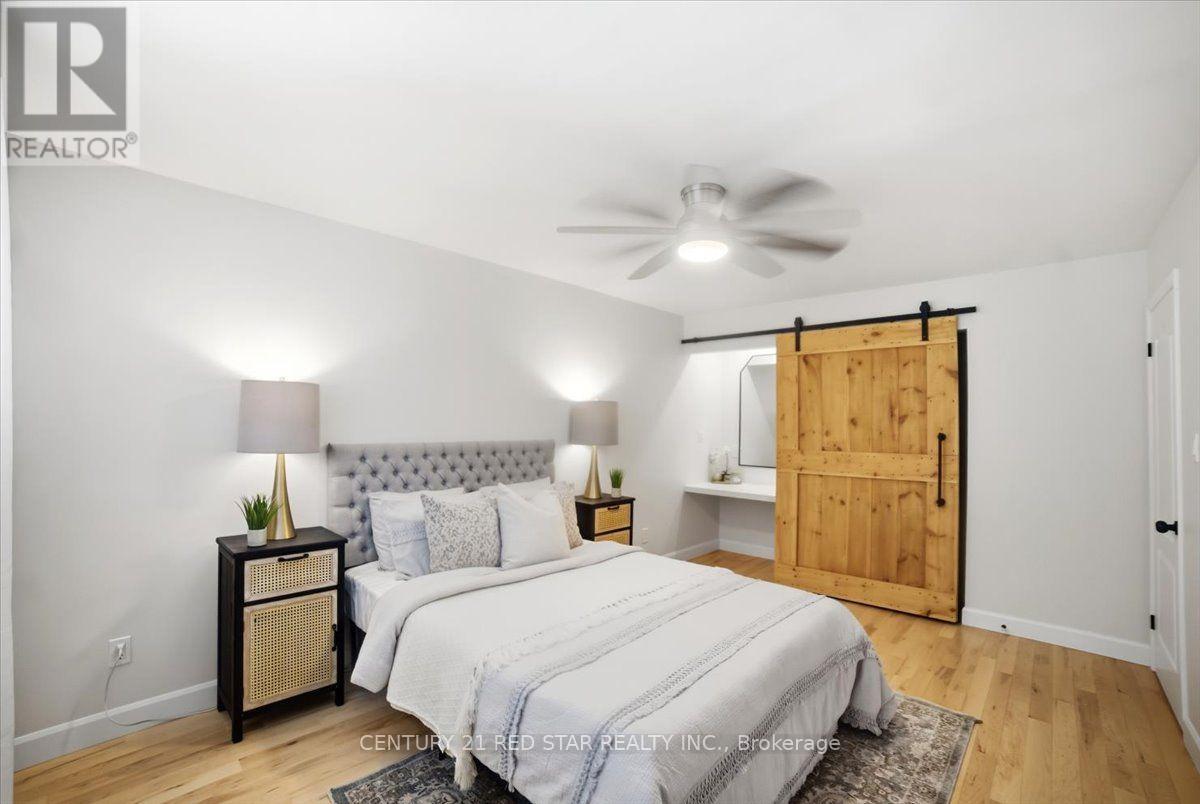 475 Forfar Street E Property Photo 12