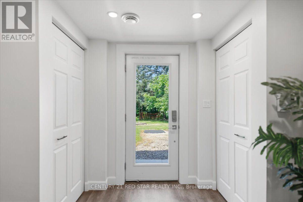 475 Forfar Street E Property Photo 19
