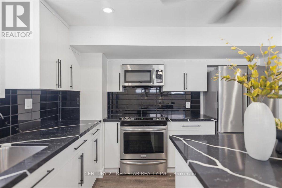 475 Forfar Street E Property Photo 23